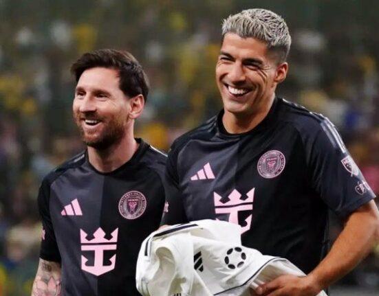 suárez y messi lsm